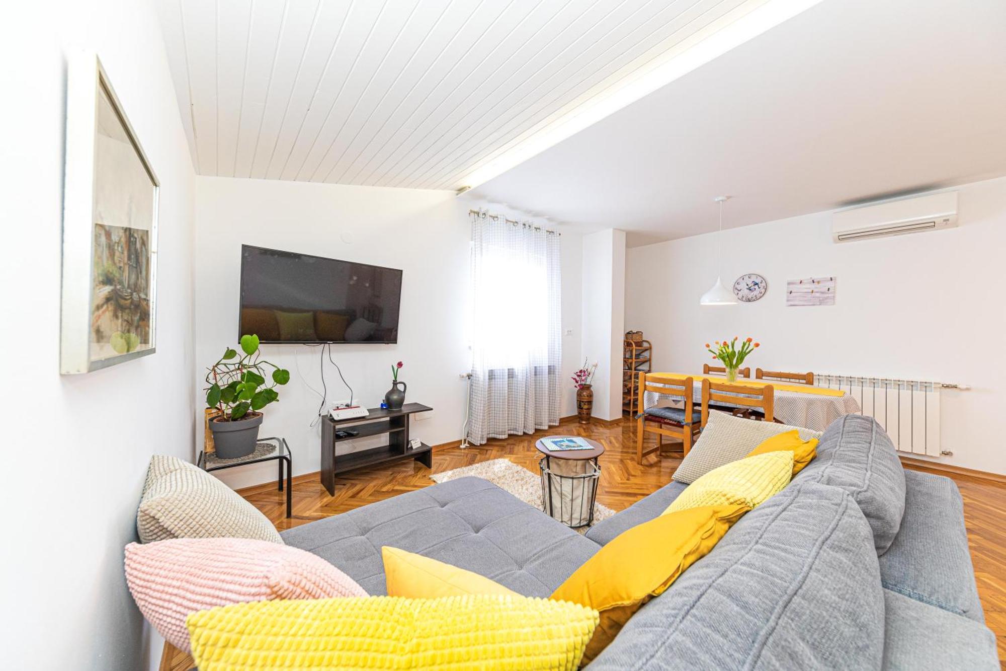 Apartments Iskra Stobreč Eksteriør bilde